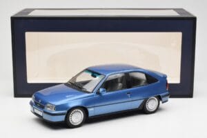 Opel Kadett E GSi Bleu Clair Metallic Norev 1:18 183615 Métal — image 6 sur 6