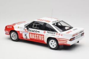 Opel Manta 400 #5 G. Colsoul Rally Ypres 1985 IXO 1:18 18RMC134 Métal — image 5 sur 6