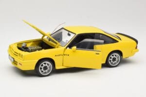 Opel Manta B GT/E Jaune Revell 1:18 08421 Métal — image 2 sur 8