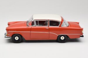 Opel Rekord P1 Rouge Minichamps 1:18 180043201 Métal — image 4 sur 8