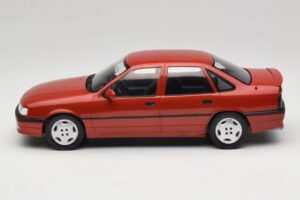 Opel Vectra A 2000 16V Rouge Foncé MCG 1:18 MCG18461 Métal — image 3 sur 6