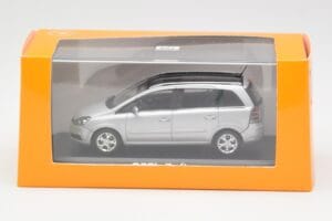 Opel Zafira B Argent Minichamps 1:43 1799109 Métal — image 4 sur 4