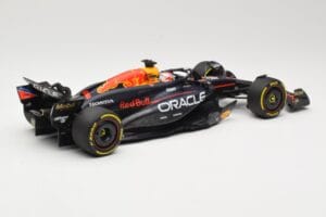 Red Bull Racing RB20 #1 M. Verstappen Winner China GP 2024 Minichamps 1:18 110240501 Métal — image 2 sur 6