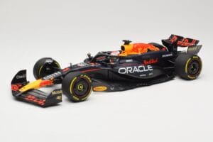 Red Bull Racing RB20 #1 M. Verstappen Winner China GP 2024 Minichamps 1:18 110240501 Métal
