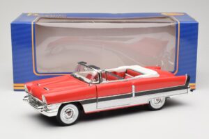 Packard Caribbean Cabriolet Rouge American Mint 1:18 3042082 Métal — image 8 sur 8