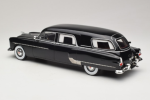 Packard Henney Noir BoS Models 1:18 BOS342 Métal — image 5 sur 6