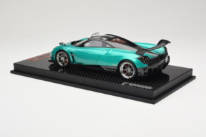 Pagani Huayra BC Green Metallic Yy Model 1:18 REMC020 Résine — image 5 sur 7