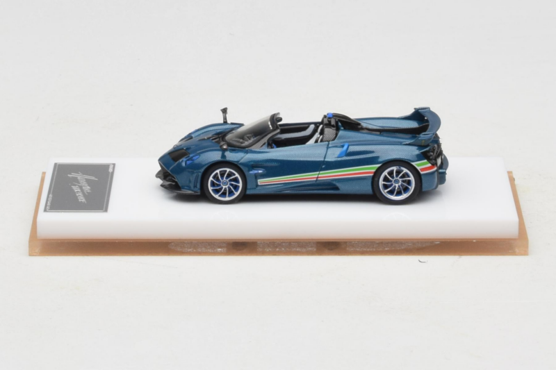 Pagani Huayra Tricolore Roadster Bleu Henson & Heaven 1:64 PHTRB01 Résine