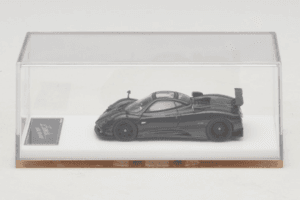 Pagani Zonda Tricolore Exposed Carbon Henson & Heaven 1:64 PZTEC01 Métal — image 6 sur 7