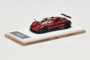 Pagani Zonda Tricolore Rouge Henson & Heaven 1:64 PZTR01 Métal — image 2 sur 7
