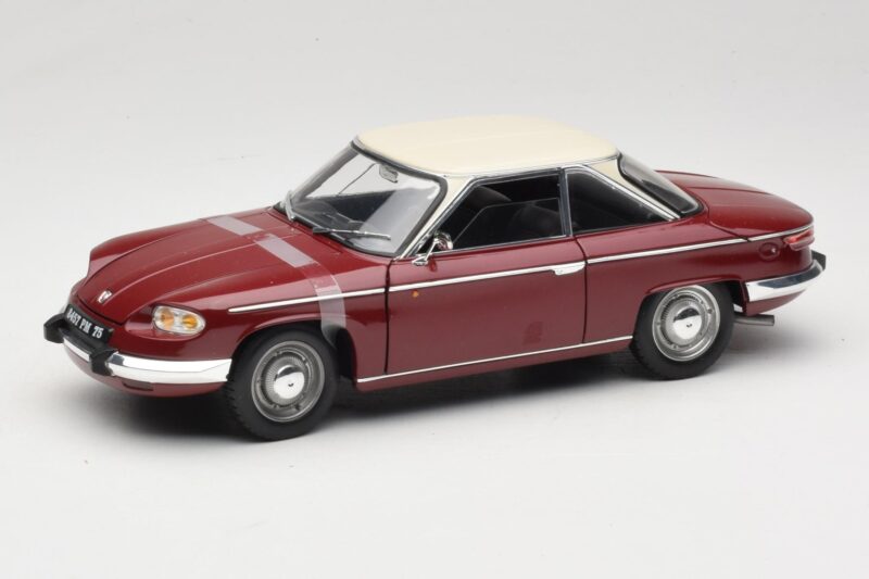 Panhard 24 CT Rouge Solido 1:18 1832500 Métal