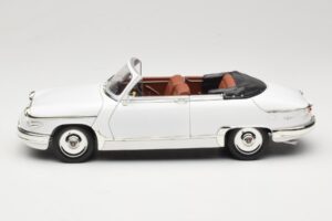 Panhard PL17 Cabriolet Blanc Solido 1:18 8174 Métal — image 4 sur 8