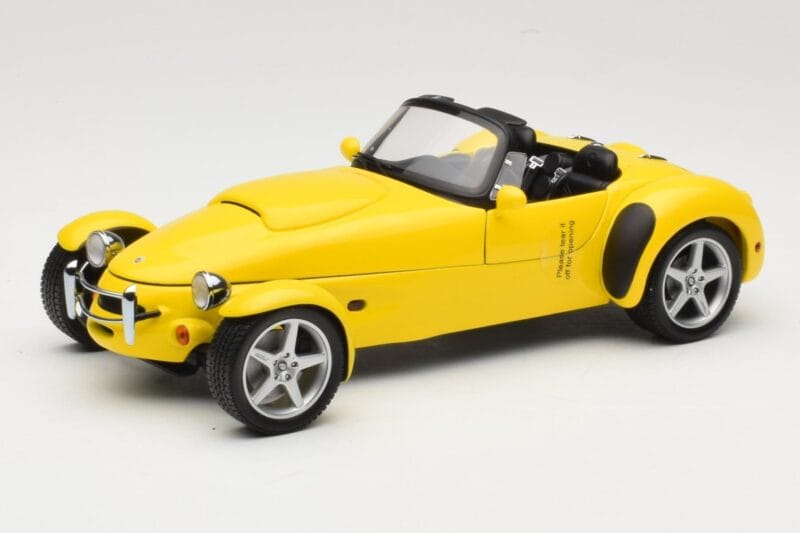 Panoz AIV Roadster Jaune AUTOart 1:18 78213 Métal