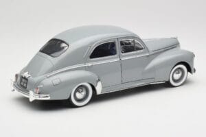 Peugeot 203 Gris Clair Solido 1:18 8145 Métal — image 3 sur 8