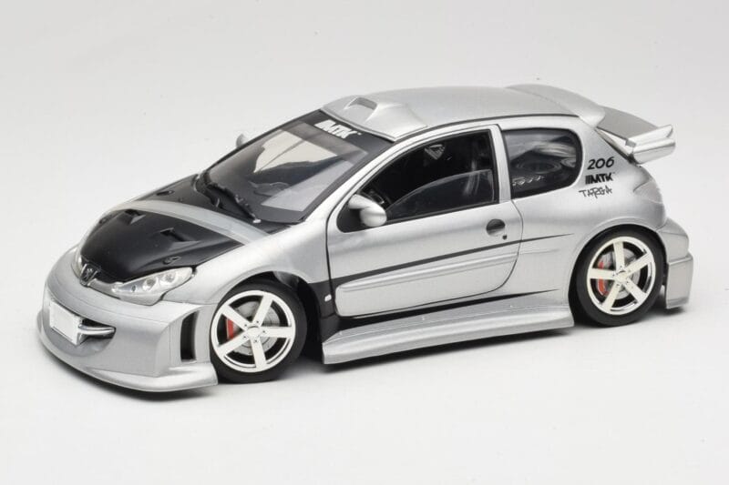 Peugeot 206 MTK Argent Solido 1:18 1817 Métal