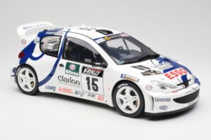 Peugeot 206 WRC G. Panizzi / H. Panizzi Tour de Corse 1999 Otto 1:12 G081 Résine — image 4 sur 6