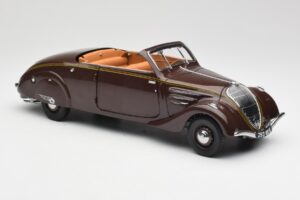 Peugeot 402 Eclipse Chocolat Norev 1:18 184873 Métal — image 11 sur 12