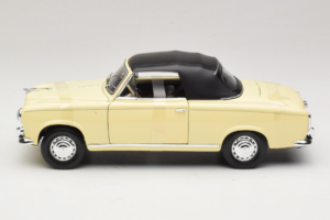 Peugeot 403 Cabriolet Beige Welly 1:18 12551HW Métal — image 3 sur 6