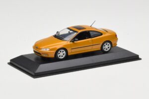 Peugeot 406 Coupé Or Métallique Minichamps 1:43 430112628 Métal — image 2 sur 4