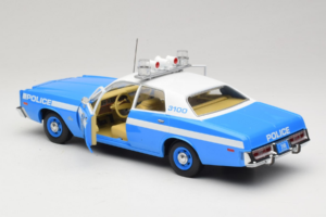 Plymouth Fury Police Pursuit New York Police Department GreenLight 1:18 19043 Métal — image 5 sur 8