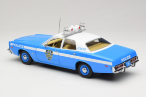 Plymouth Fury Police Pursuit New York Police Department GreenLight 1:18 19043 Métal — image 7 sur 8
