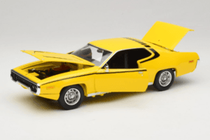 Plymouth Satellite Daisy Dukes of Hazzard Auto World 1:18 AWSS105/06 Métal — image 2 sur 8