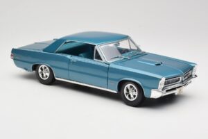 Pontiac GTO Hurst Edition Bleu Maisto 1:18 531885 Métal — image 6 sur 8