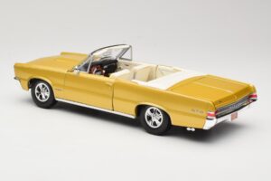 Pontiac GTO Hurst Edition Or Maisto 1:18 531884 Métal — image 7 sur 8
