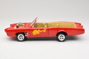 Pontiac GTO Monkeemobile Rouge ERTL 1:18 33150 Métal — image 4 sur 8