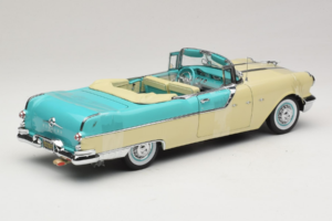 Pontiac Star Chief I Love Lucy Nautilus Blue Blanc Sun Star 1:18 5057 Métal — image 3 sur 7