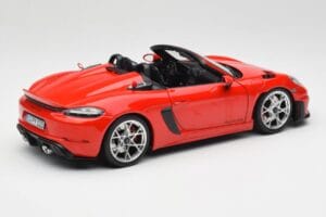 Porsche 718 Spyder RS Guards Red Norev 1:18 187271 Métal — image 3 sur 8