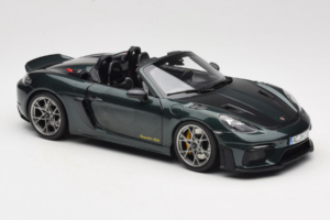 Porsche 718 Spyder RS Weissach Pack Forest Green Norev 1:18 187272 Métal — image 6 sur 8