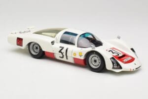 Porsche 906 LH #31 H. Herrmann / H. Linge Porsche System Engineering 24 Hours of Le Mans 1966 Minichamps 1:18 100666131 Métal — image 6 sur 8