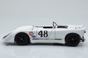 Porsche 908/02 #48 S. McQueen / P. Revson 12 Hours of Sebring 2nd Place Post Race Version 1970 AUTOart 1:18 87072 Métal — image 4 sur 8