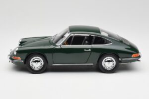 Porsche 911 901 Irish Vert Kyosho 1:18 08969G Métal — image 4 sur 8