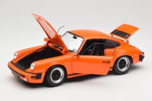Porsche 911 930 Carrera 3.2 Signal Orange Minichamps 1:18 100063025 Métal — image 2 sur 8