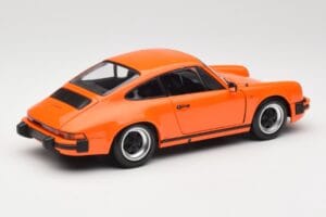 Porsche 911 930 Carrera 3.2 Signal Orange Minichamps 1:18 100063025 Métal — image 3 sur 8