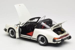 Porsche 911 930 Carrera Targa 3.2 Grand Prix White Minichamps 1:18 100063062 Métal — image 5 sur 8
