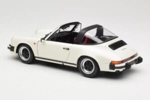 Porsche 911 930 Carrera Targa 3.2 Grand Prix White Minichamps 1:18 100063062 Métal — image 7 sur 8