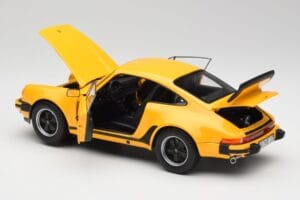 Porsche 911 930 Turbo 3.0 Jaune Norev 1:18 187579 Métal — image 5 sur 8