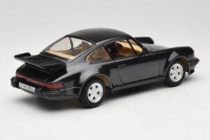 Porsche 911 930 Turbo Vert Tonka 1:18 1677 Métal — image 3 sur 8