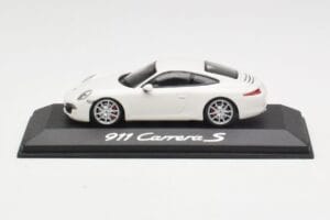 Porsche 911 991 Carrera S Blanc IAA Frankfurt 2011 Minichamps 1:43 WAX20100090 Métal