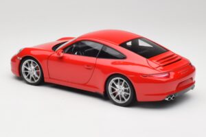 Porsche 911 991 Carrera S Guards Rouge Minichamps 1:18 100061020 Métal — image 7 sur 8