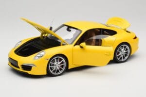 Porsche 911 991 Carrera S Racing Yellow Minichamps 1:18 100061021 Métal — image 2 sur 8