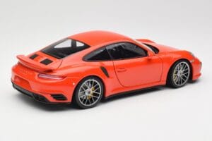 Porsche 911 991 Turbo S Lava Orange Minichamps 1:18 110067120 Métal — image 3 sur 8