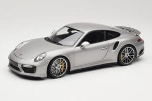 Porsche 911 991 Turbo S Argent Minichamps 1:18 113067126 Métal