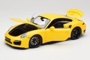 Porsche 911 991 Turbo S Jaune Avec Jantes Noires Minichamps 1:18 110062321 Métal — image 2 sur 8