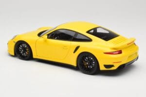 Porsche 911 991 Turbo S Jaune Avec Jantes Noires Minichamps 1:18 110062321 Métal — image 7 sur 8