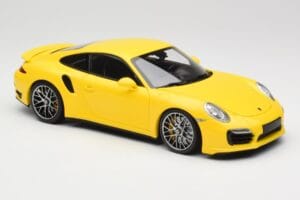 Porsche 911 991 Turbo S Jaune Avec Jantes Argentées Minichamps 1:18 110062322 Métal — image 6 sur 8