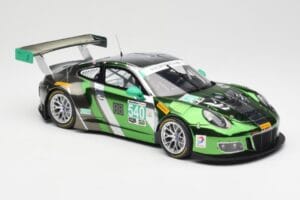 Porsche 911 991.1 GT3 R #540 Black Swan Racing P. Long / T. Pilgrim 24h Daytona 2016 Minichamps 1:18 155166540 Métal — image 4 sur 6